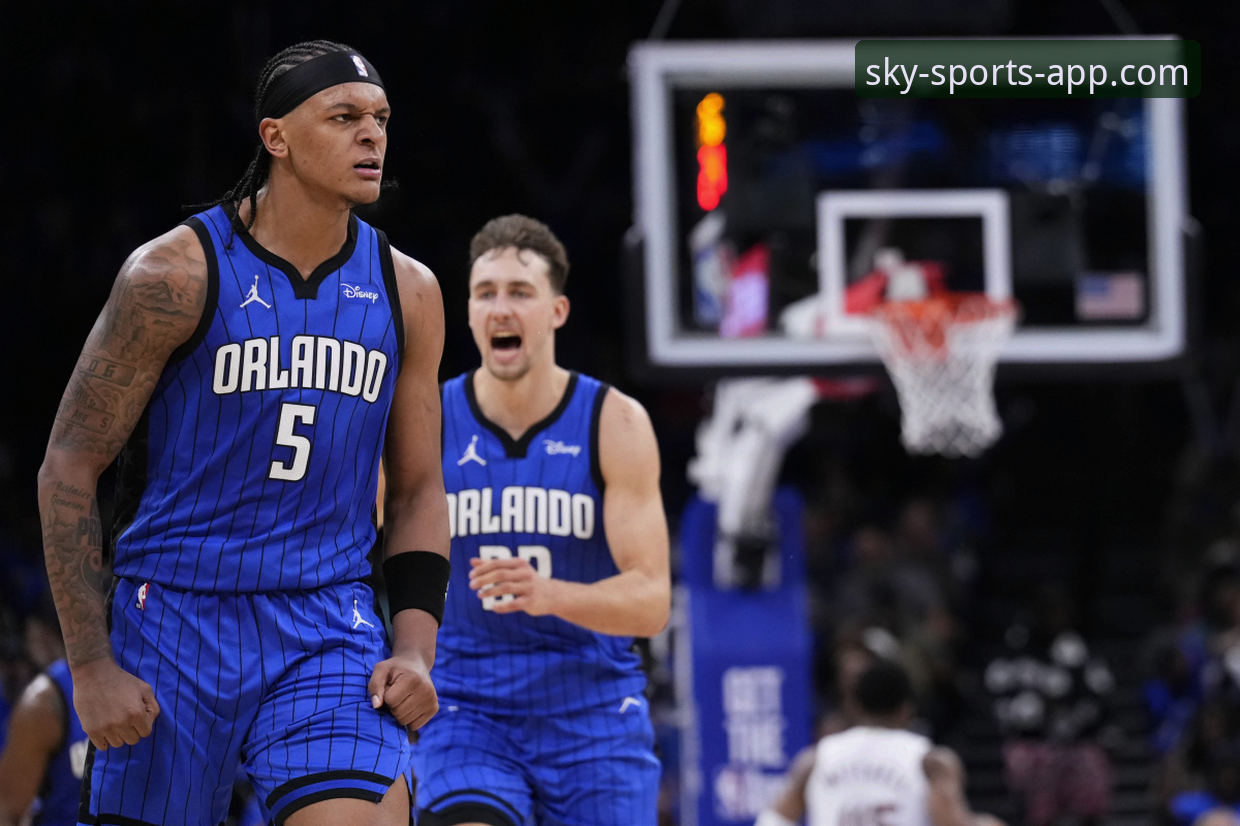 米切尔42分率骑士险胜魔术：一场通过天空体育实时数据解析的攻防博弈